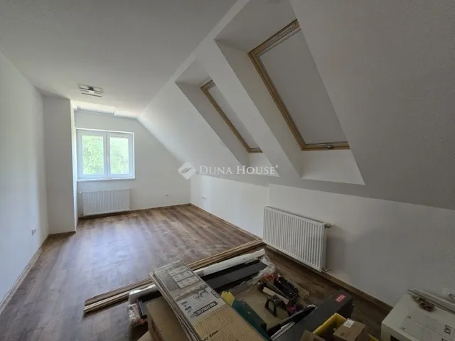 Eladó ház Érd 192 nm