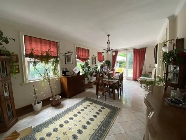 Eladó ház Érd 192 nm