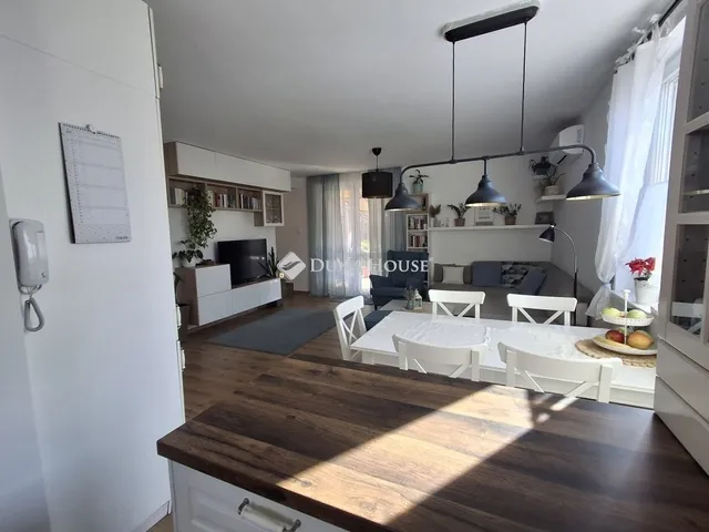 Eladó ház Vecsés 141 nm