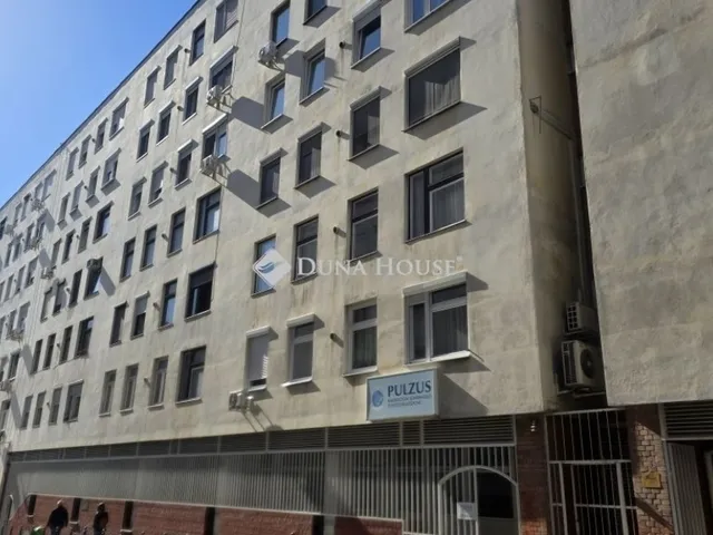 Eladó lakás Budapest II. kerület 64 nm