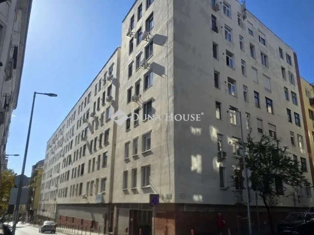 Eladó lakás Budapest II. kerület 64 nm