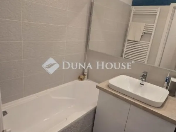 Eladó lakás Budapest II. kerület 64 nm