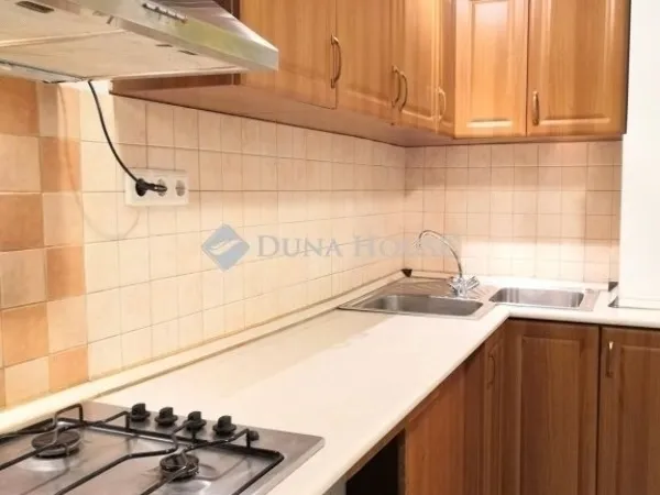 Eladó lakás Budapest VI. kerület 70 nm