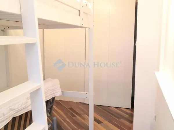 Eladó lakás Budapest VI. kerület 70 nm