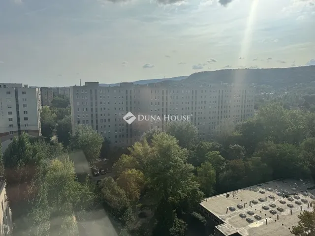 Eladó lakás Budapest III. kerület 114 nm