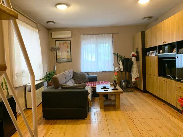 Eladó ház Budapest III. kerület, Csillaghegy 77 nm