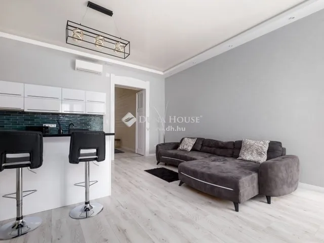 Eladó lakás Budapest VI. kerület, Nagykörúton kívüli terület 88 nm