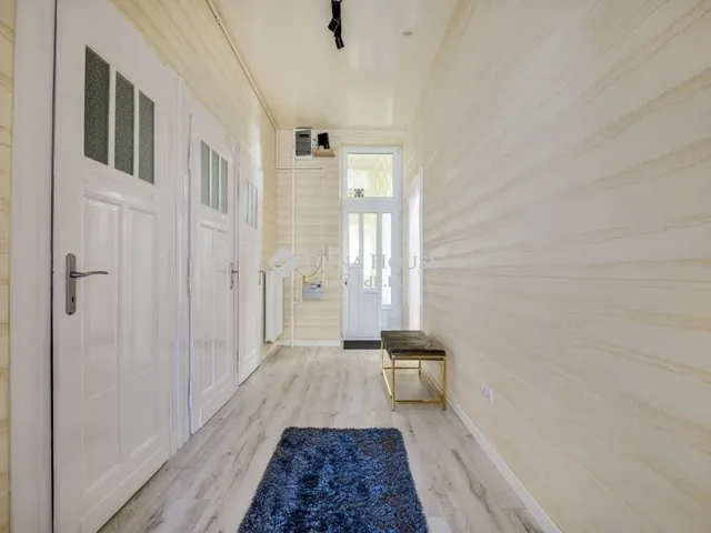 Eladó lakás Budapest VI. kerület, Nagykörúton kívüli terület 88 nm