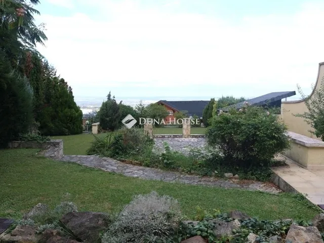 Eladó lakás Budapest III. kerület, Mátyáshegy 166 nm