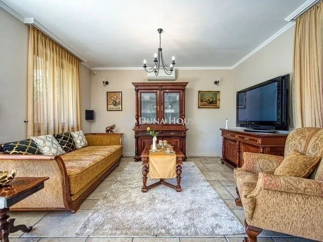 Eladó ház Szentendre 210 nm