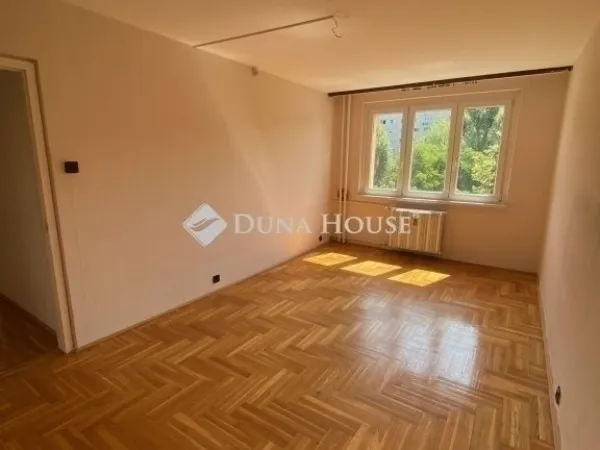 Eladó lakás Budapest III. kerület 69 nm