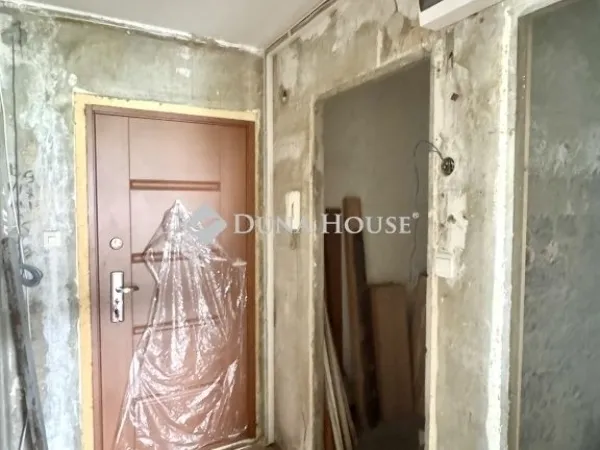 Eladó lakás Budapest III. kerület 66 nm