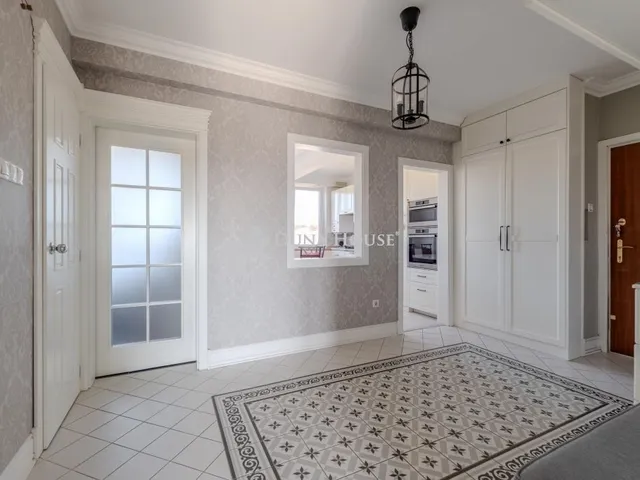 Eladó lakás Budapest III. kerület 114 nm