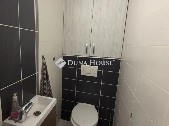 Eladó lakás Budapest III. kerület 81 nm