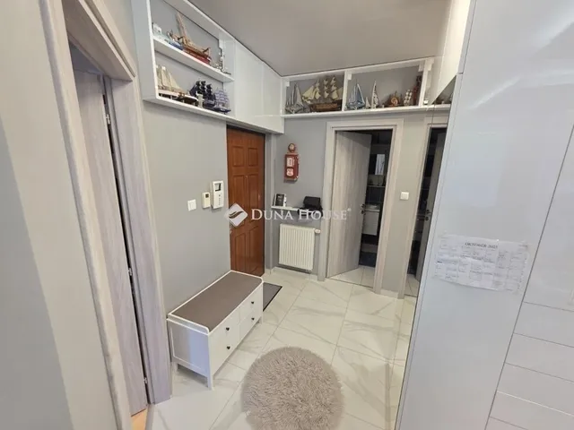 Eladó lakás Budapest III. kerület 81 nm