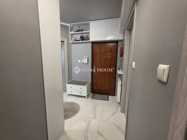 Eladó lakás Budapest III. kerület 81 nm