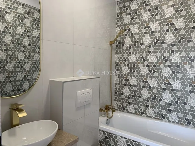 Eladó lakás Budapest III. kerület 47 nm