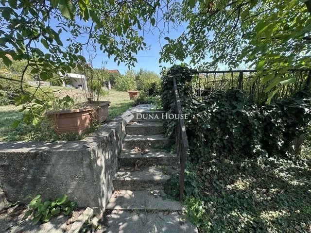 Eladó telek Szentendre, Pismány 719 nm