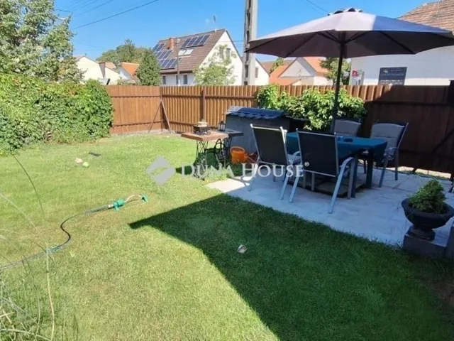 Eladó ház Budapest XV. kerület 78 nm