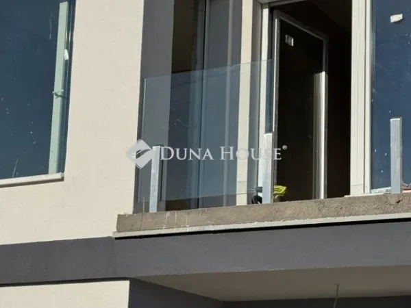 Eladó ház Csomád 109 nm