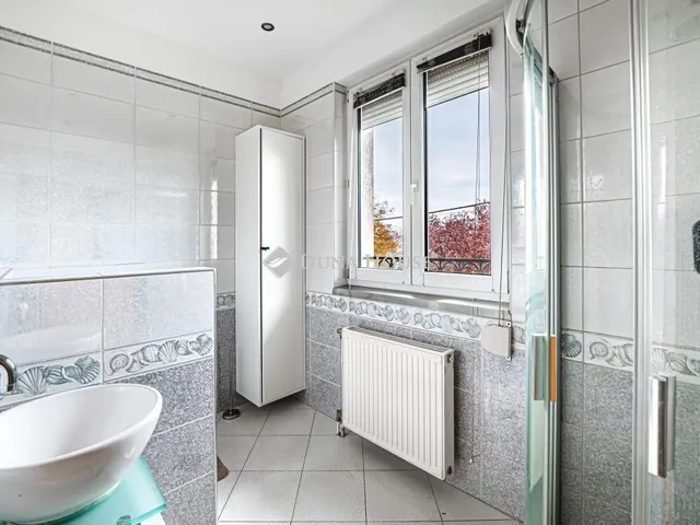 Eladó ház Budapest III. kerület, Táborhegy 196 nm