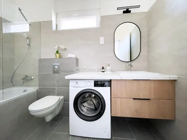 Eladó lakás Budapest III. kerület 69 nm