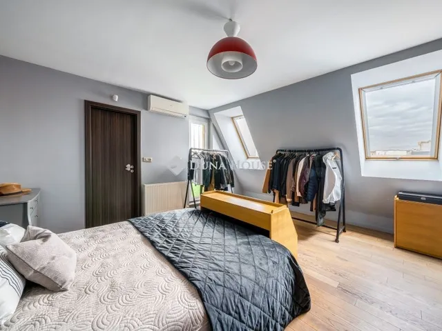 Eladó lakás Budapest VI. kerület, Nagykörúton belüli terület 193 nm