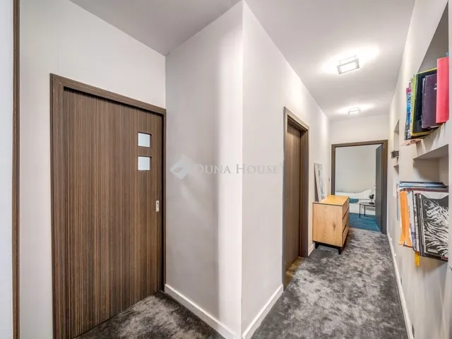 Eladó lakás Budapest VI. kerület, Nagykörúton belüli terület 193 nm