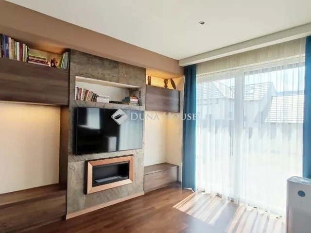 Eladó ház Üröm 125 nm