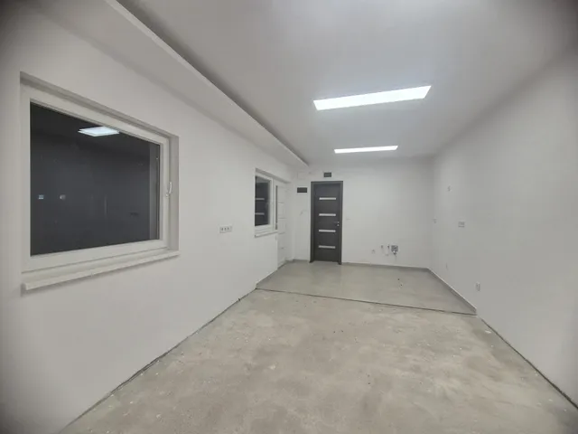 Kiadó kereskedelmi és ipari ingatlan Budapest III. kerület 27 nm