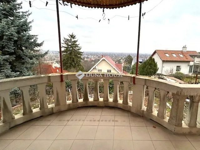 Eladó ház Budapest III. kerület, Csillaghegy 90 nm