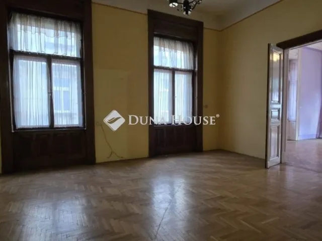 Eladó lakás Budapest VIII. kerület, Palotanegyed 96 nm