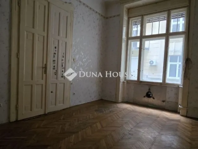 Eladó lakás Budapest VI. kerület 62 nm