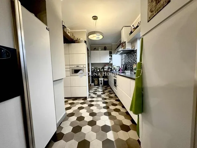 Eladó ház Budapest XVI. kerület 262 nm