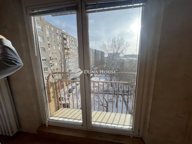 Eladó lakás Budapest III. kerület, Békásmegyer 57 nm