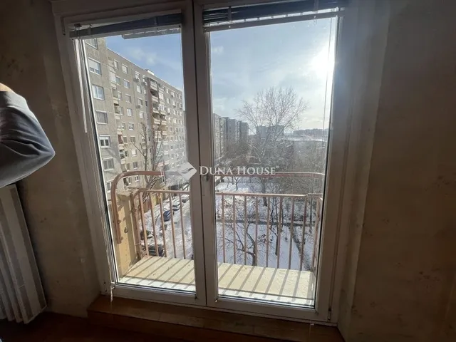 Eladó lakás Budapest III. kerület 57 nm