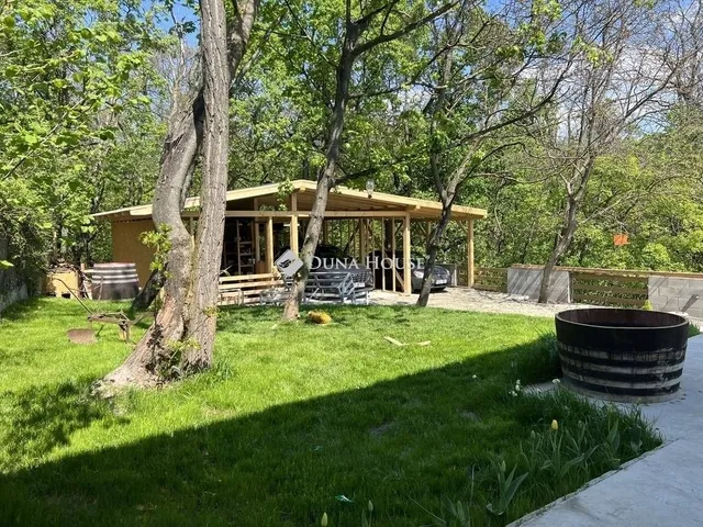 Eladó ház Leányfalu 131 nm