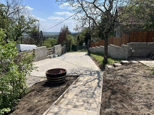 Eladó ház Leányfalu 131 nm