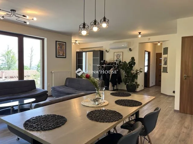 Eladó ház Leányfalu 131 nm