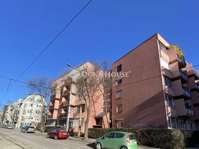 Eladó lakás Budapest III. kerület 53 nm