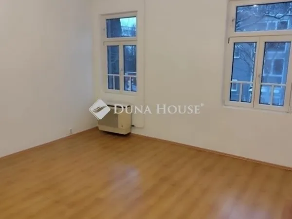 Eladó lakás Budapest XIV. kerület, Herminamező 30 nm