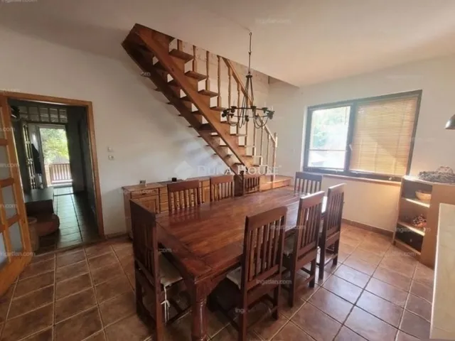 Eladó ház Sződliget 160 nm