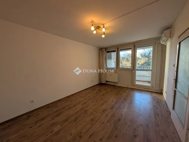 Eladó lakás Budapest III. kerület, Békásmegyer 50 nm
