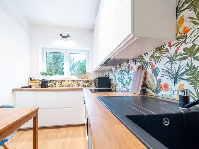 Eladó lakás Budapest II. kerület 77 nm