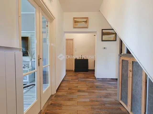 Eladó ház Budapest XVI. kerület, Árpádföld 175 nm