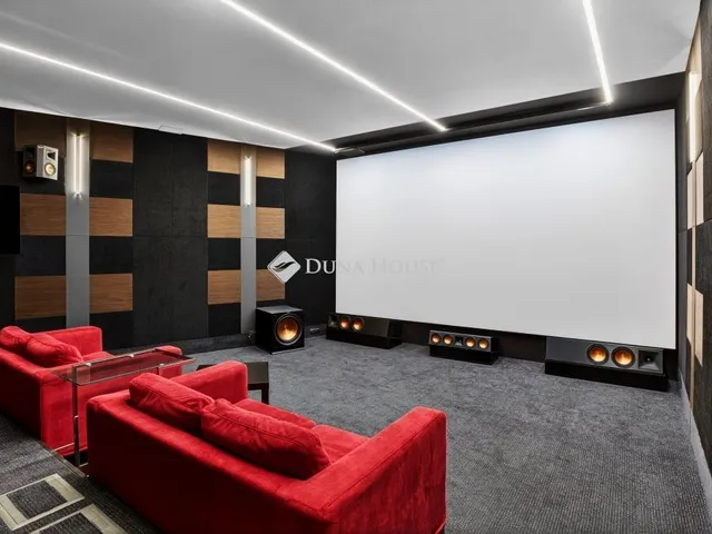 Eladó kereskedelmi és ipari ingatlan Budapest II. kerület 810 nm