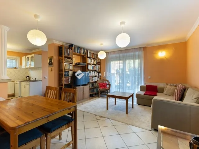 Eladó ház Budapest III. kerület, Csillaghegy 107 nm