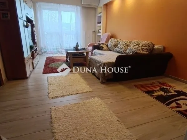 Eladó lakás Budapest III. kerület 74 nm