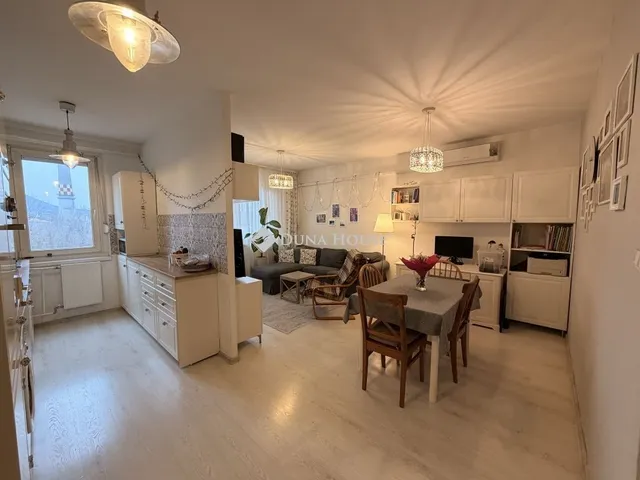 Eladó lakás Budapest III. kerület 73 nm