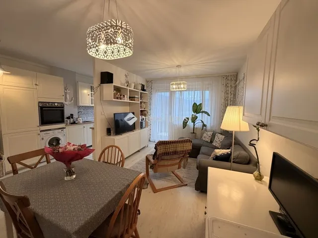 Eladó lakás Budapest III. kerület 73 nm